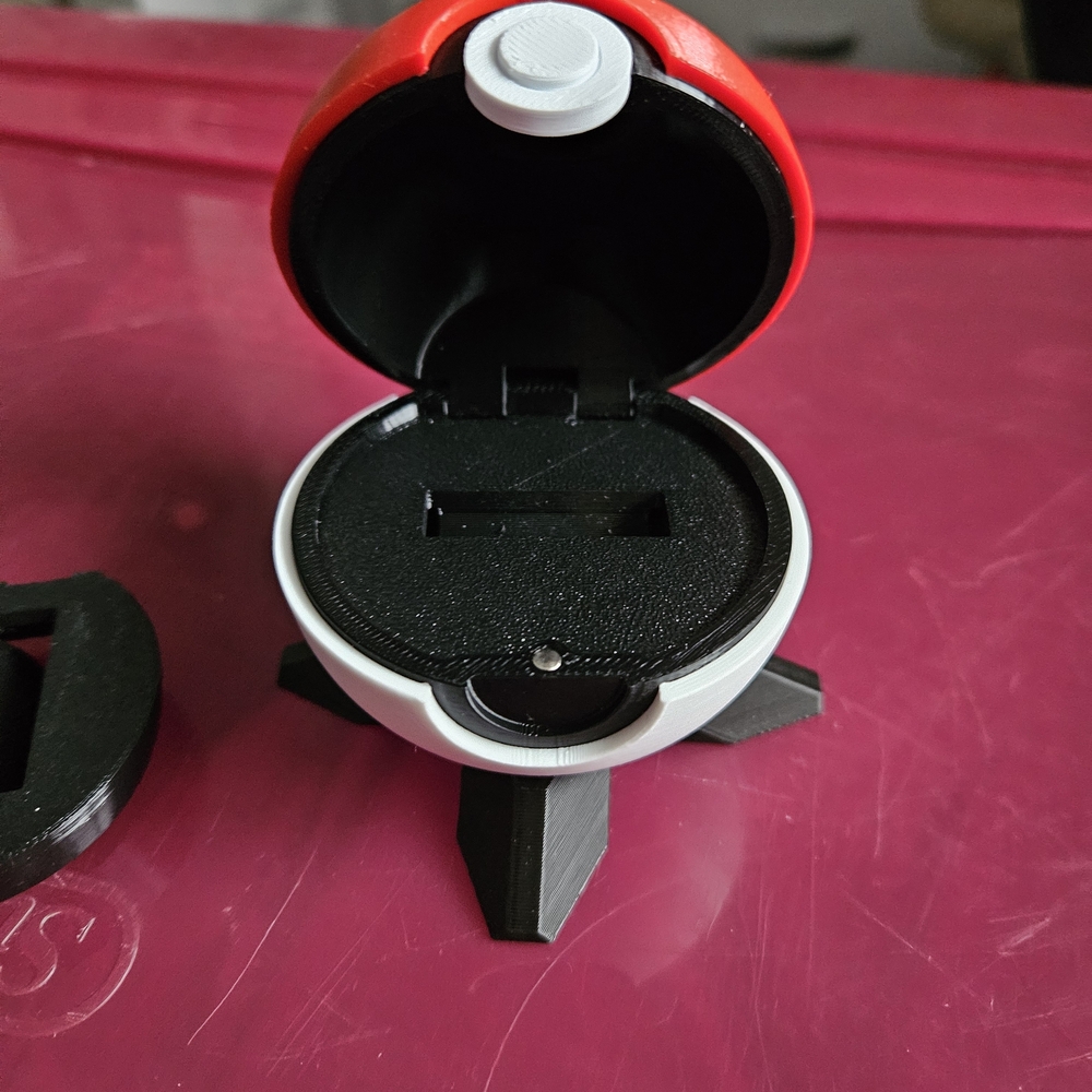 Poké Ball Ring Holder